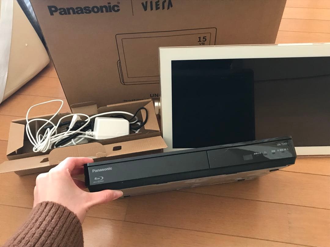 Panasonic 防水機能、録画機能　液晶テレビ レコーダー付き 防水モデル UN-15LD12H／UN-15L12H | ポータブルテレビ（プライベート