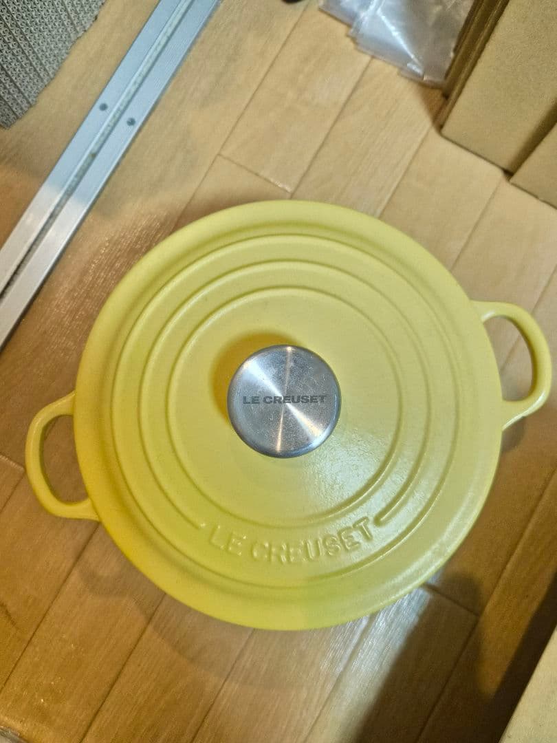 ルクルーゼ ミモザ 廃盤カラー 鍋 20cm LE CREUSET - メルカリ