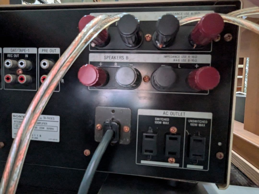 SONY　プリメインアンプ《TA-FA5ES》少しよく読んで下さい。