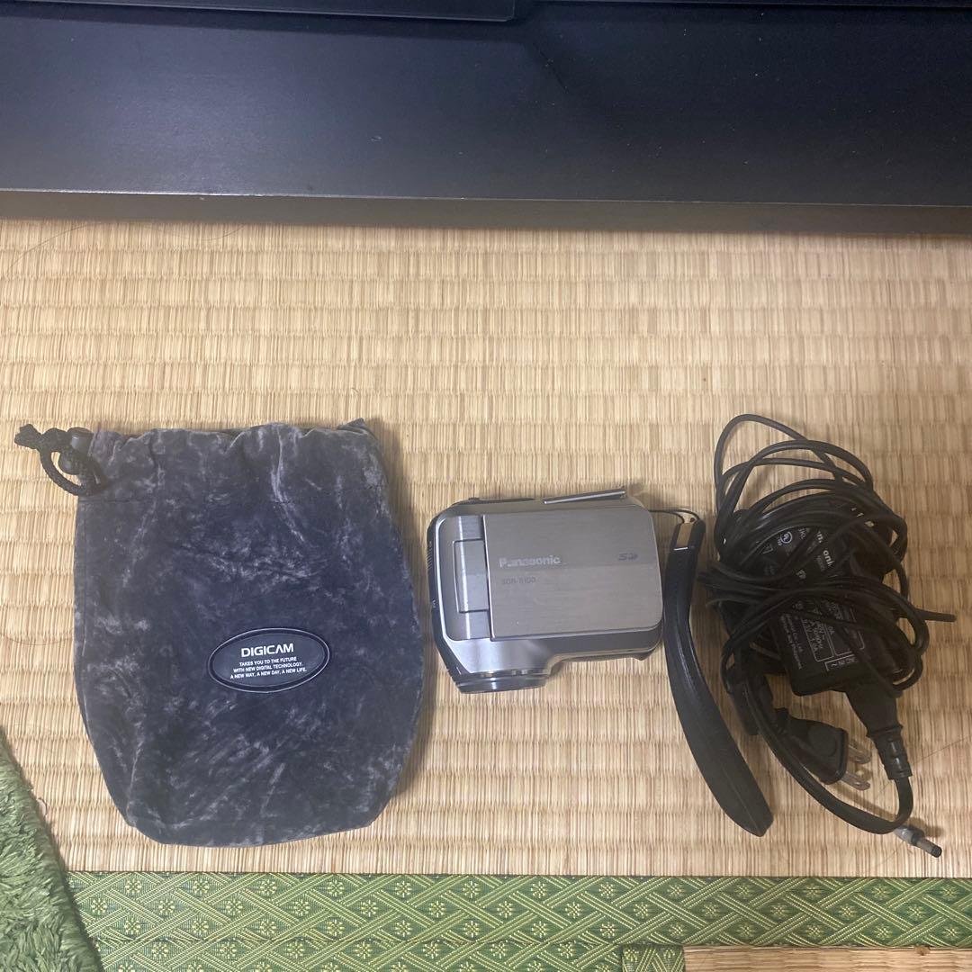 パナソニック SDビデオカメラ SDR-S100-S Amazon.co.jp: パナソニック SDビデオカメラ SDR-S100-S : 家電＆カメラ
