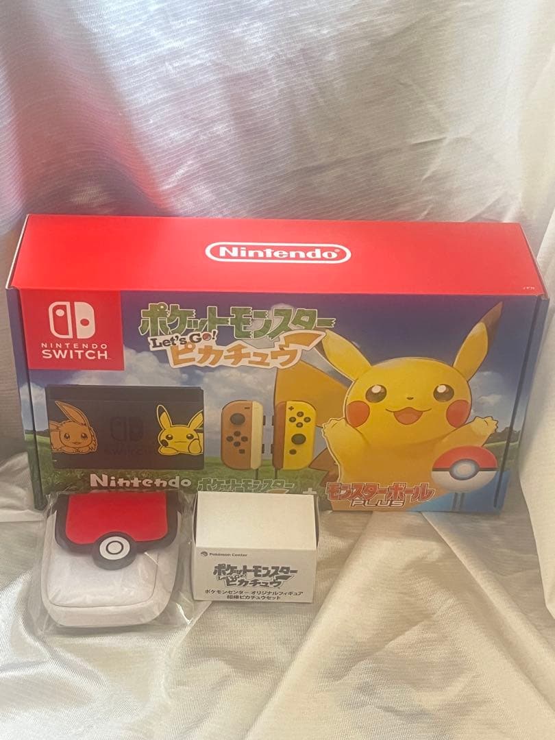【新品】Nintendo Switch &Let's Go! ピカチュウ　特典付 Nintendo Switch 新品 Nintendo Switch本体 ポケットモンスターLet's