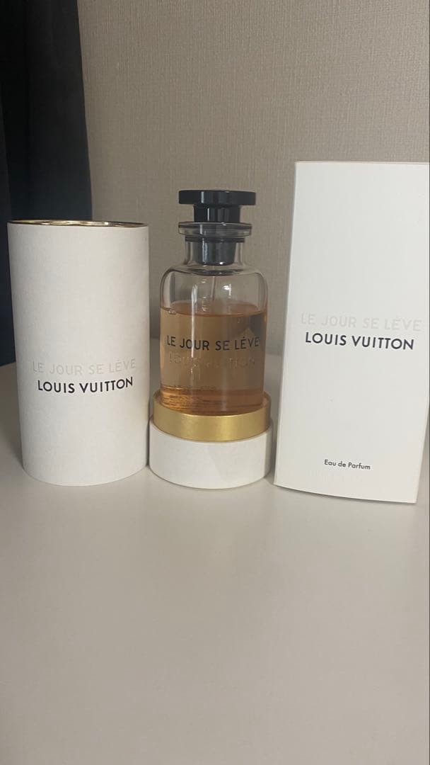 LOUIS VUITTON LE JOUR SE LÈVE 100ml - メルカリ