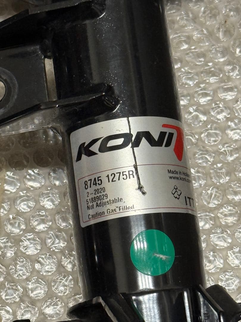 アバルト595コンペティツィオーネ 純正KONI & Eibachサスペンション