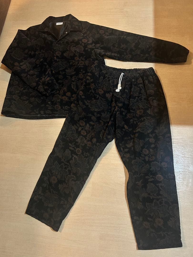 最終値下げ　YUAN BOTANICAL CORDUROY セットアップ 今着たい、nonnativeのフリースセットアップ – COVERCHORD