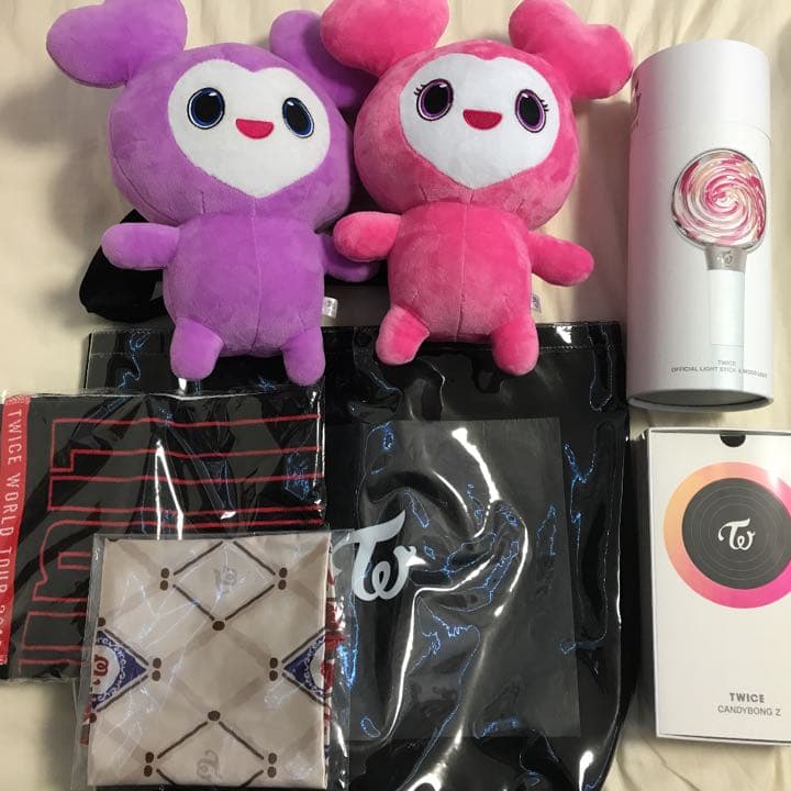TWICEグッズセット　ペンライト　ラブリー　ぬいぐるみ 2025 TWICE FANMEETING 10VE UNIVERSE POP-UP STORE MD LOVELY PLUSH