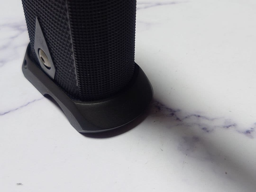 STI 2011 ミドルフレーム + グリップ 東京マルイ ハイキャパ 用 - メルカリ