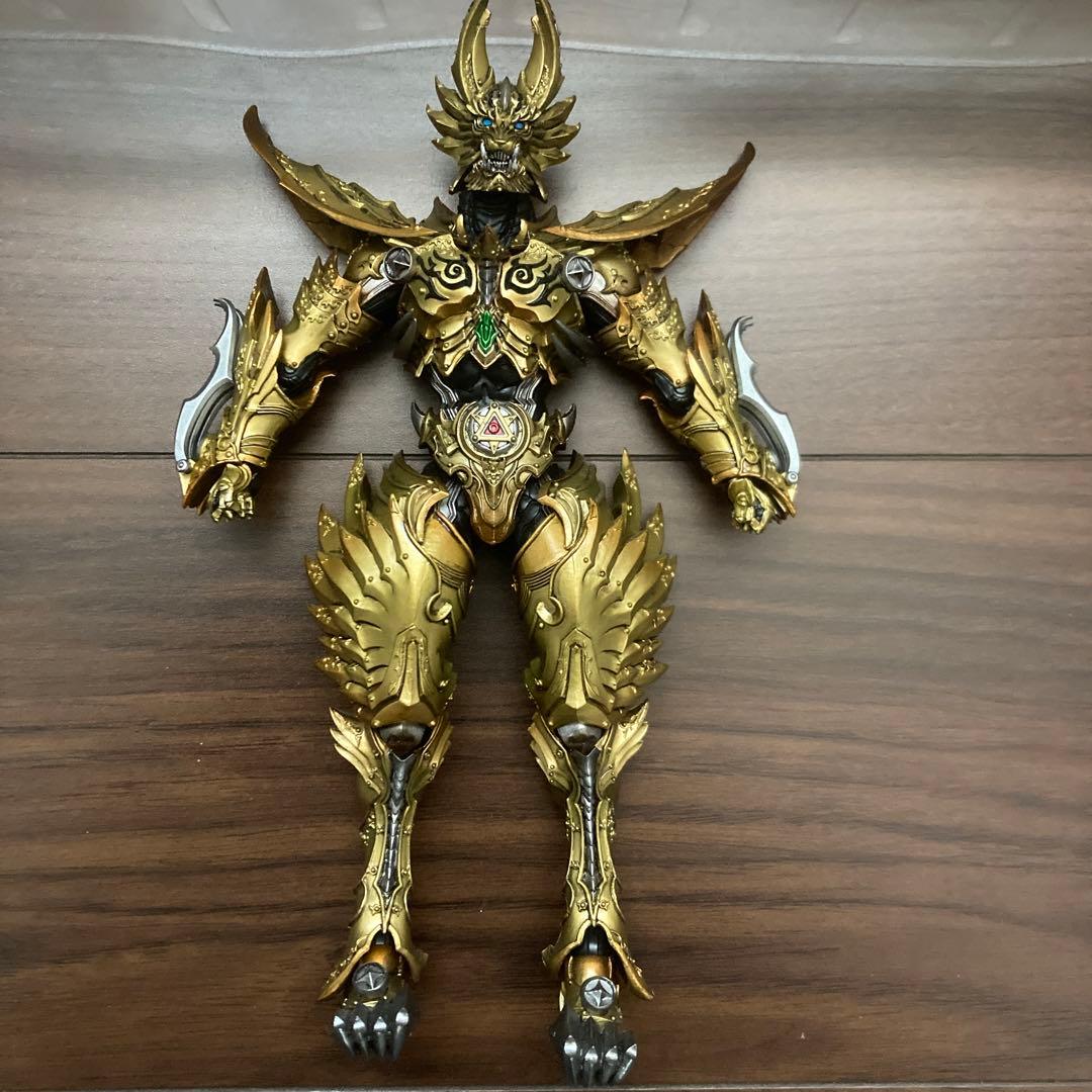 光覚獣身ガロ 牙狼 黄金騎士 GARO