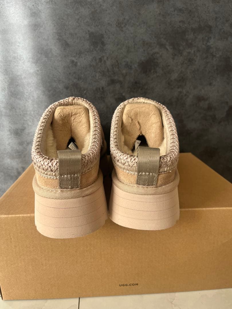 UGG ベージュ サンダル 厚底24cm