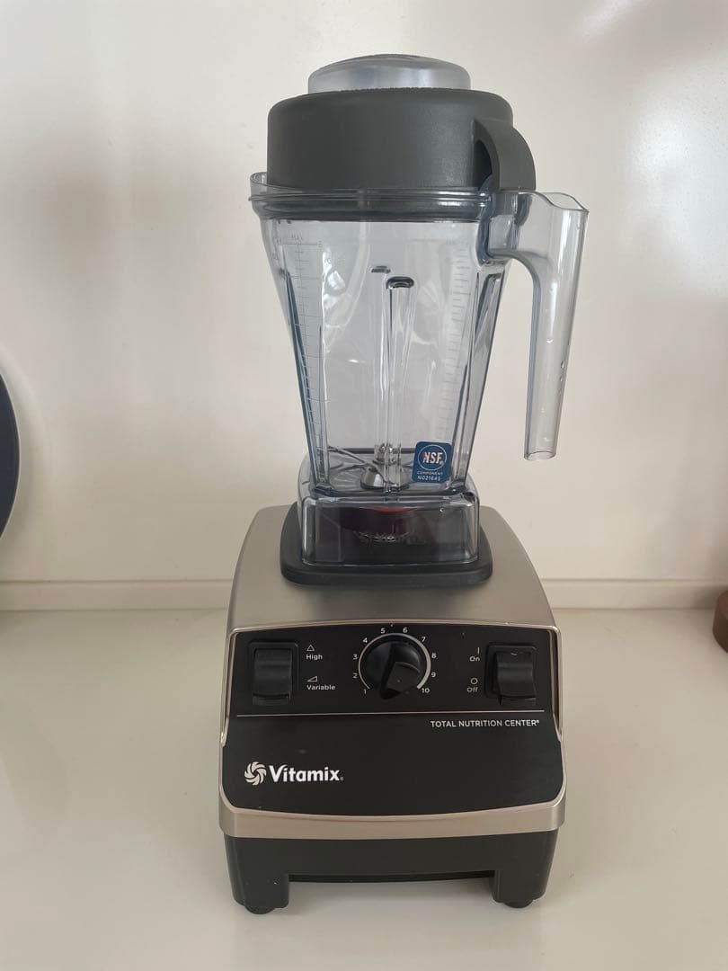 バイタミックス　Vitamix VMO111 ステンレスシルバー　TNC5200 バイタミックス・vitamix TNC5200 外箱不良アウトレット | KURAWANKA