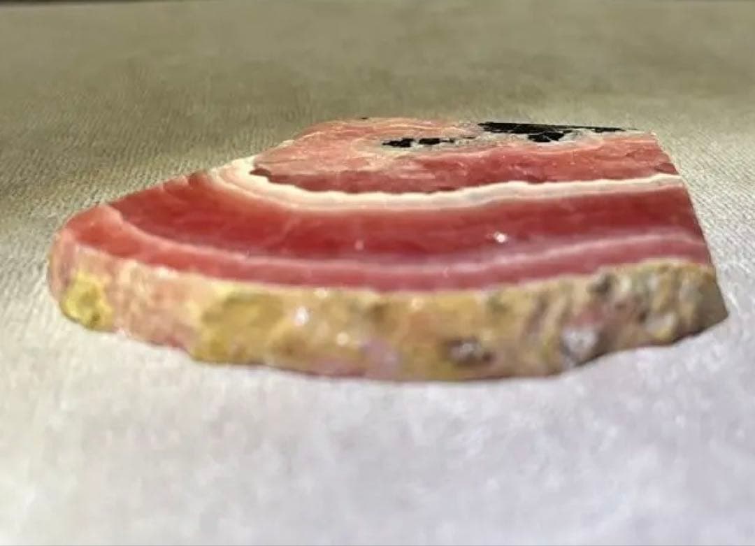 ❷インカローズ　キレイな縞目模様　原石　スライス インカローズ 原石スライス 15.5x16.3mm - アサオ工芸オンライショップ