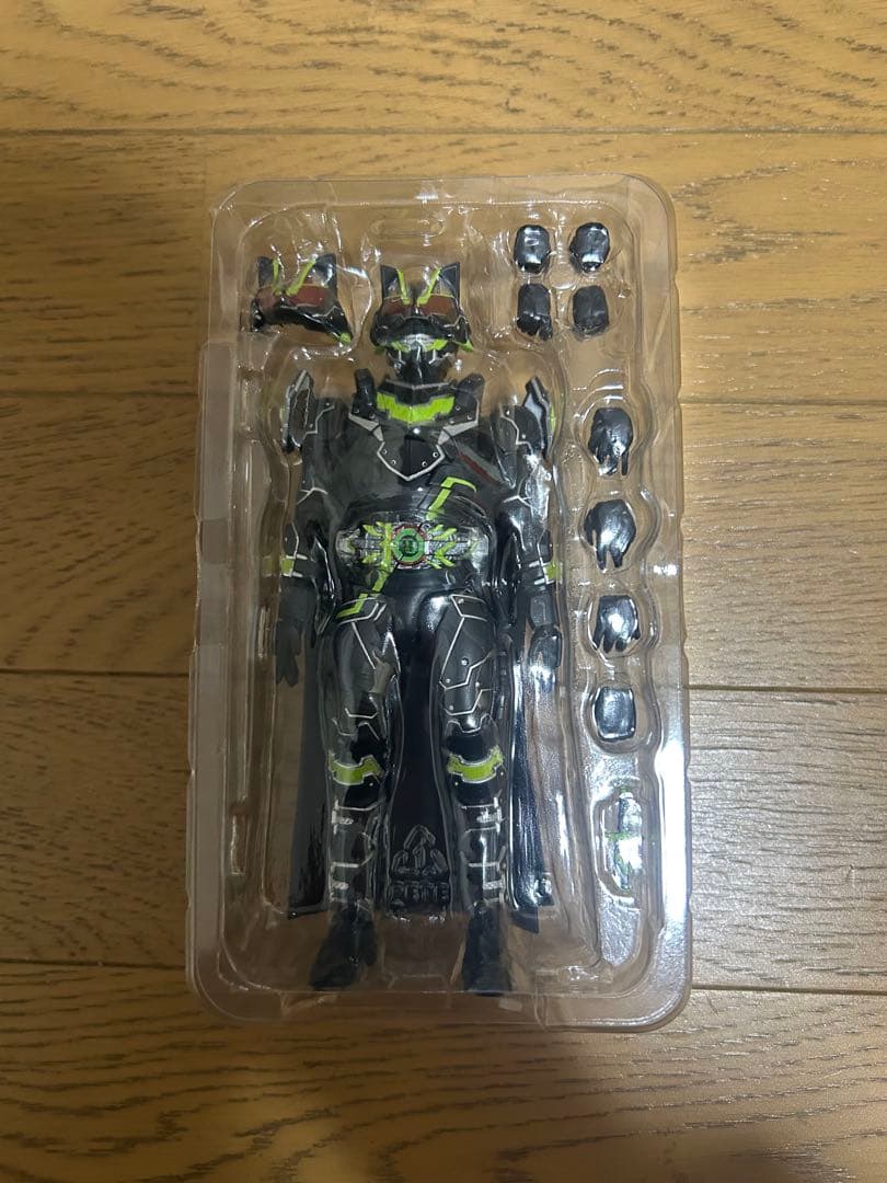 s.h.figuarts 仮面ライダータイクーン　ブジンソード