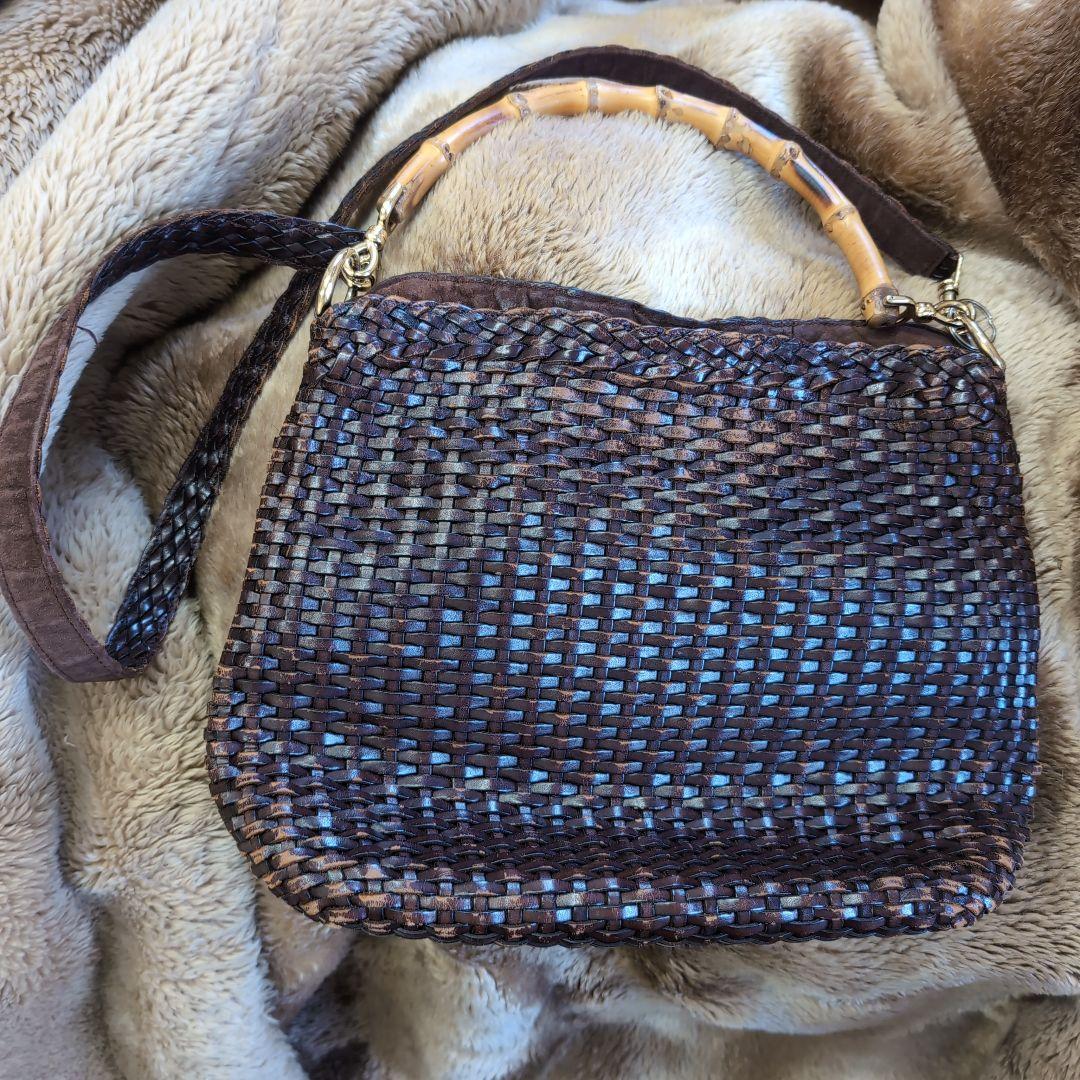 GUCCI 編み込みブラウンかごバッグ バンブー - メルカリ