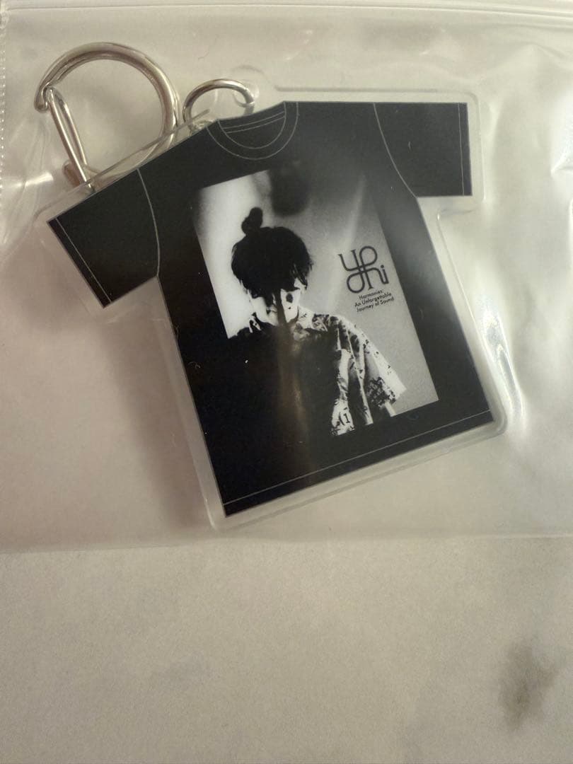 優里 アジアツアー Tシャツキーホルダー ランダムくじ - メルカリ