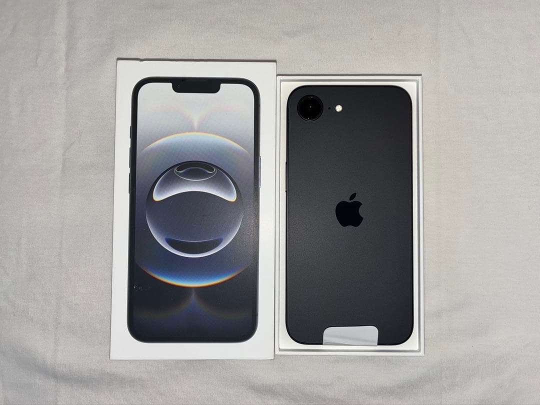 極美品 iPhone 16e 128GB ブラック 付属品完備 iPhone 16e 128GB ブラックを購入 - Apple（日本）