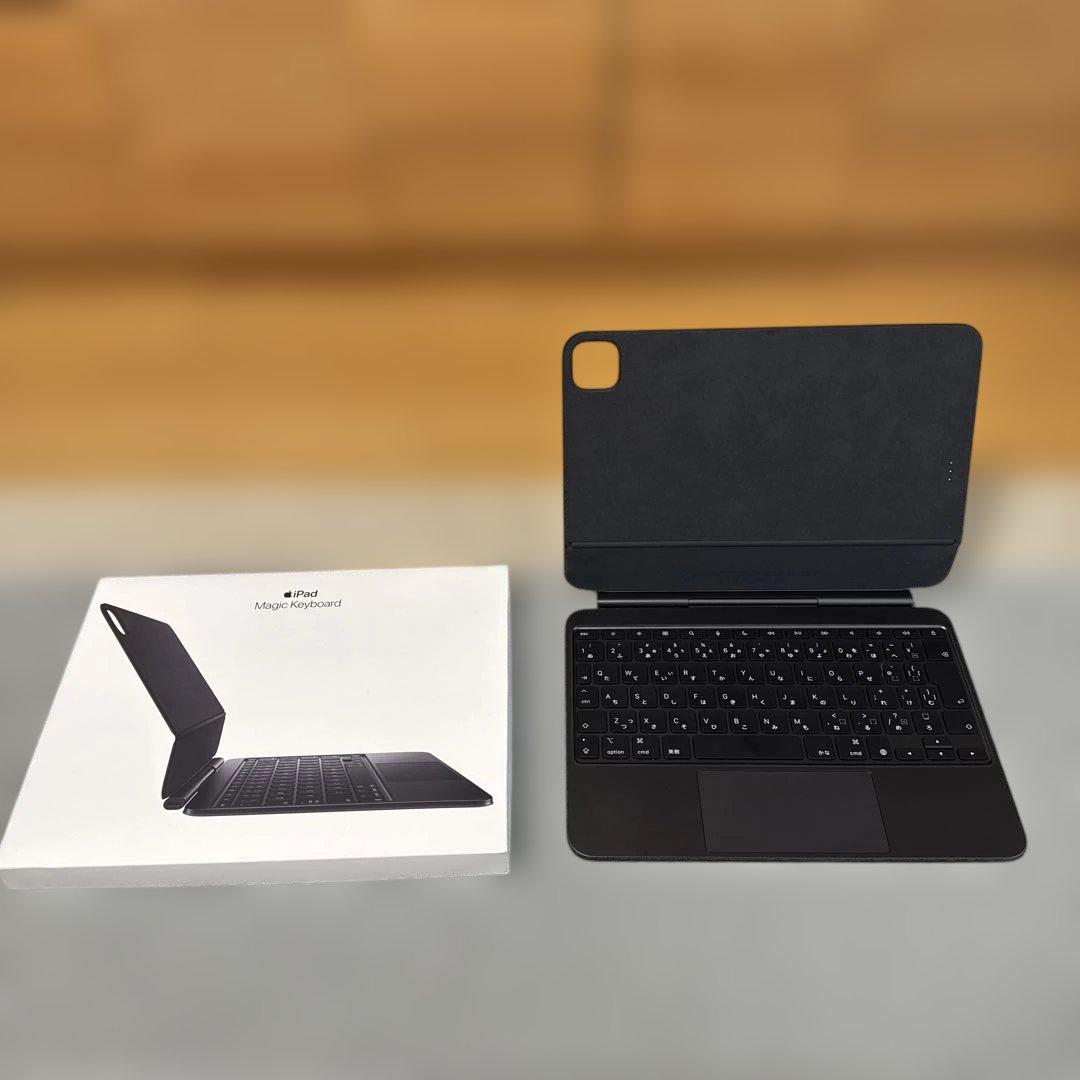 純正 iPad Magic Keyboard Black 11インチ用 11インチiPad Pro（M5）用Magic Keyboard - 日本語 - ブラック - Apple
