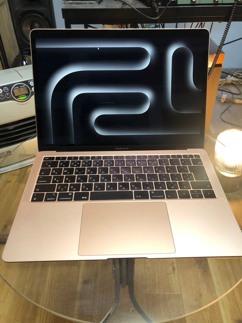MacBook Air 13 2019 ゴールド 8gb 256gb 充放電少 - メルカリ