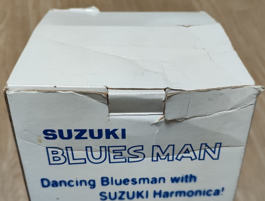 ブルースハープを吹く人形 SUZUKI BLUES MAN Hamonica - メルカリ