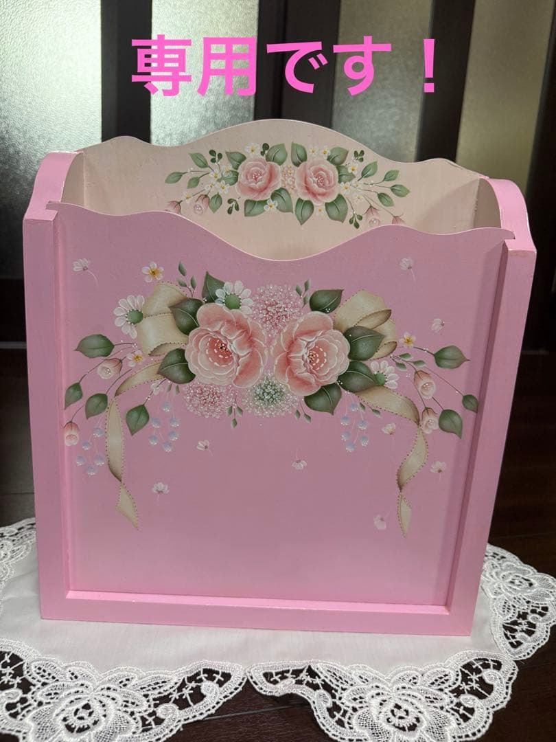 トールペイント作品　ピンクの薔薇とリボン柄　木製収納ボックス トールペイント作品 ピンクの薔薇とリボン柄 木製収納ボックス