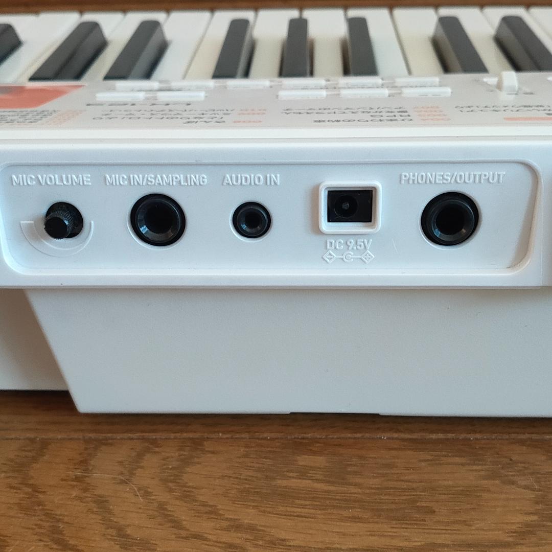 CASIO LK-123 カシオ 光ナビゲーション 電子キーボード 習い事 - メルカリ