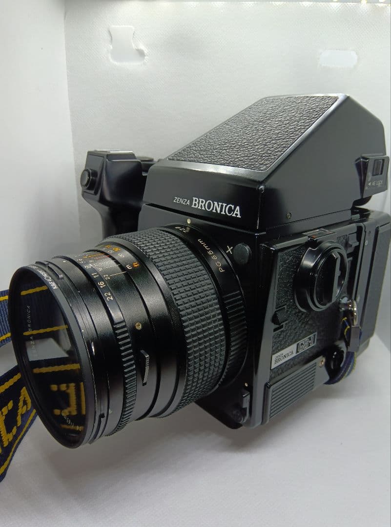 ゼンザブロニカGS-1 6x7 ❨AEプリズムファインダ-G 他多数添付❩ ①