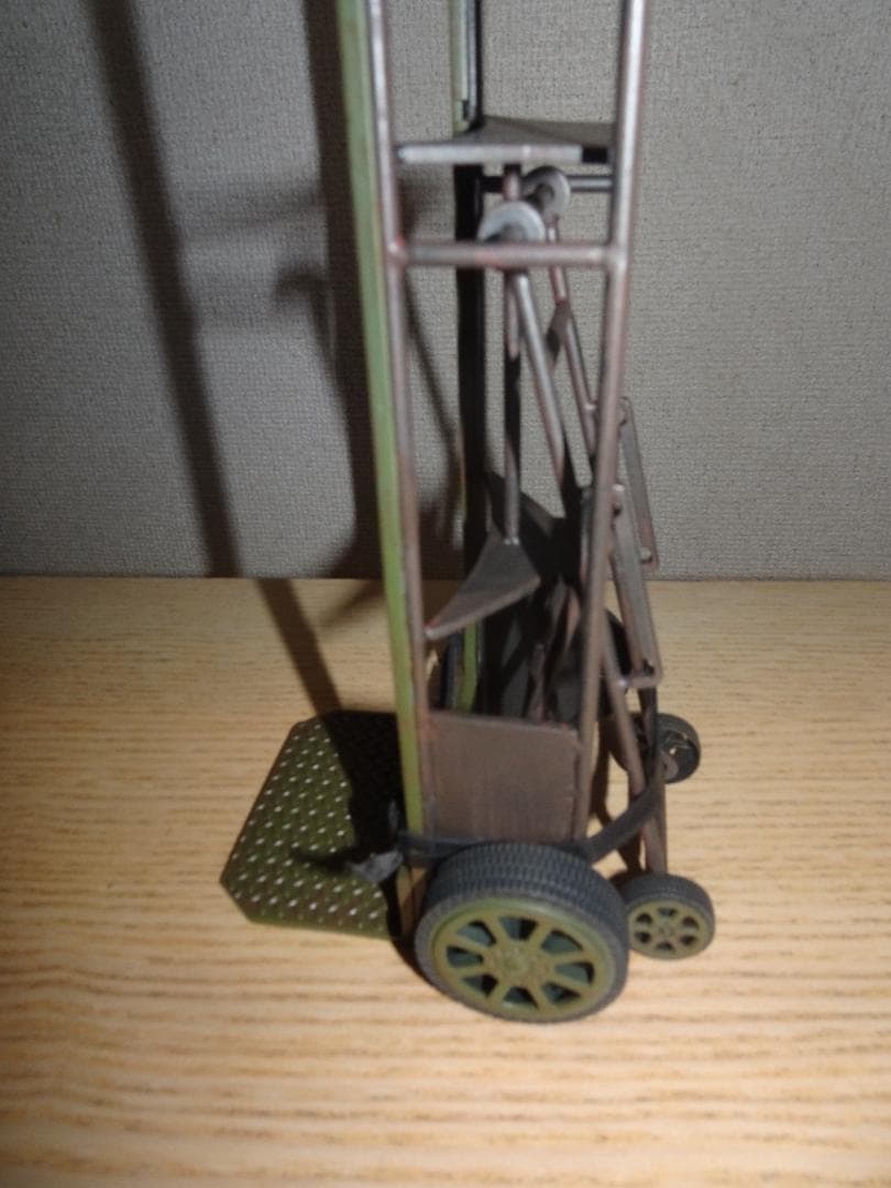 1/6スケールのメタルバウンドカーとハンニバルのマスクタイプのホット