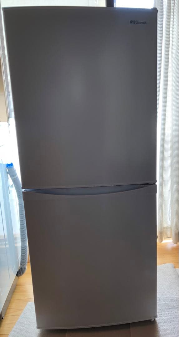 アイリスオーヤマ 冷蔵庫 142L 冷凍室52L IRSD-14A-W - メルカリ