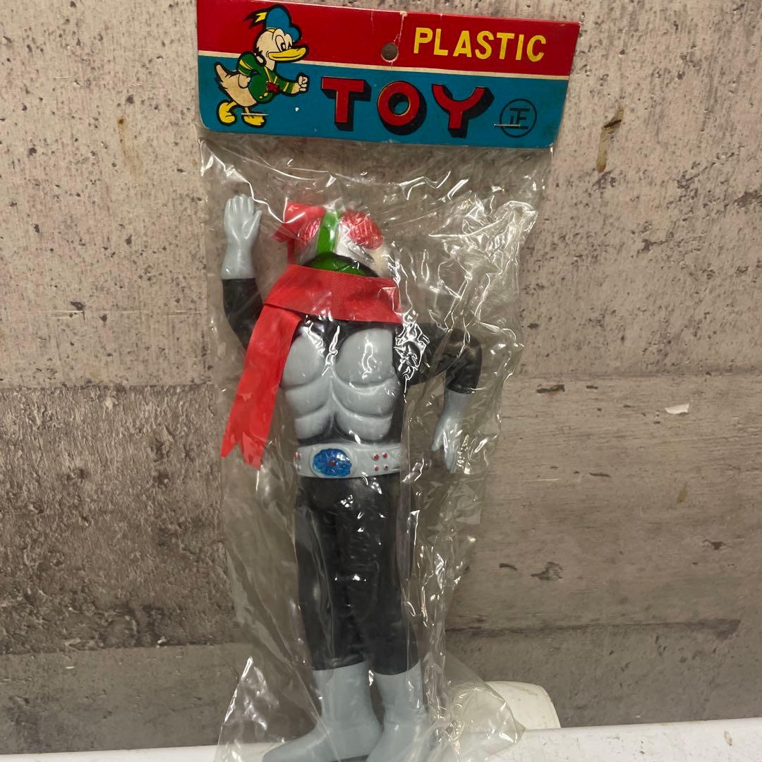 未開封品仮面ライダーソフビ無版権手踊り盆踊りパチ Kamen Rider V3 / bootleg / 1970s 仮面ライダーV3のパチソフビ