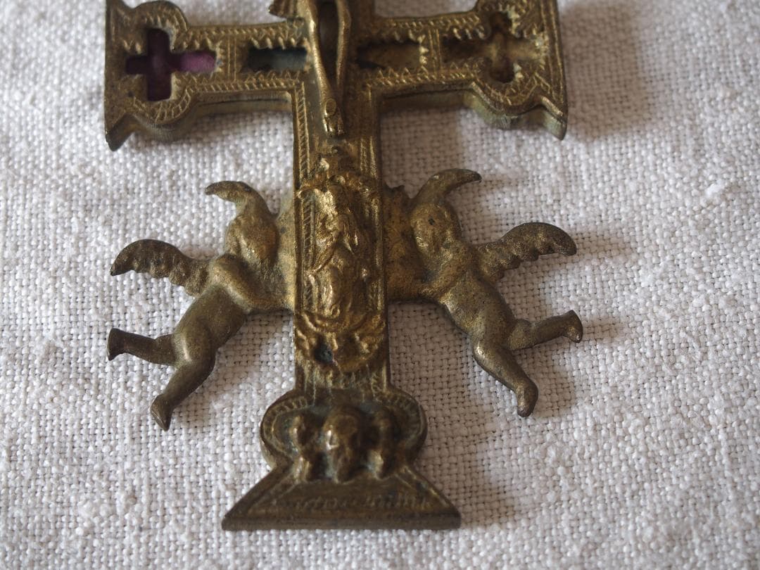 カラバカ村に伝わる伝説の十字架 15cm 天使が運ぶカラバカクロス/K433