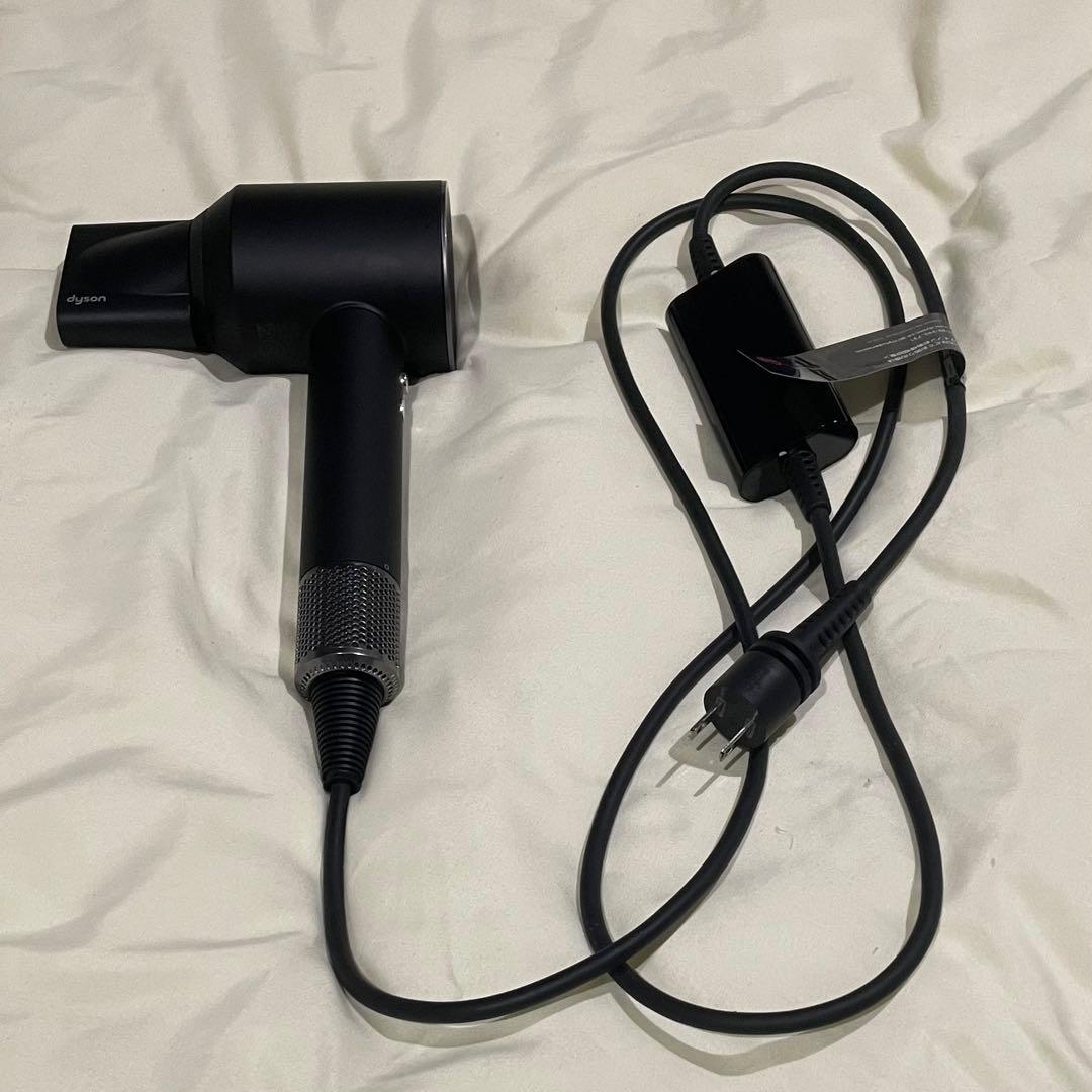 dyson dyson HD08 ブラック Dyson Supersonic™ヘアドライヤー ブラック／ニッケル (HD08 ULF BBN