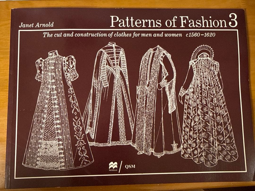 洋書 Patterns of Fashion - Janet Arnold Patterns of Fashion: The cut and construction of clothes for men