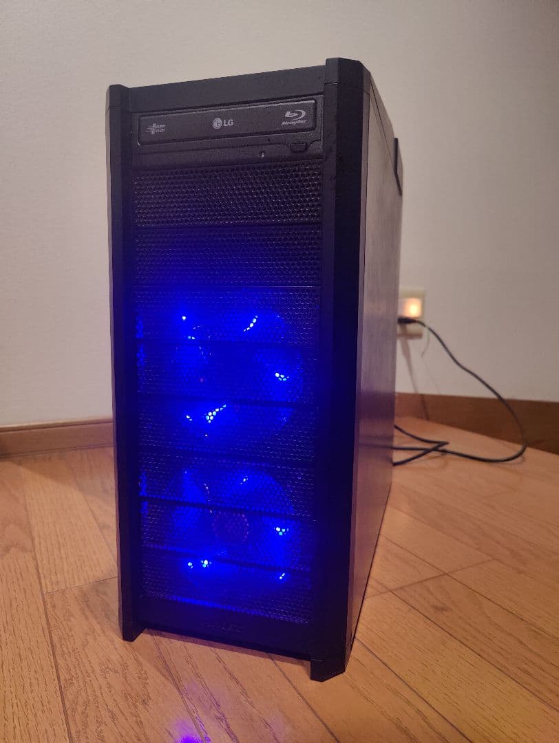 デスクトップPC（i7-3770K / GeForce GTX660Ti） デスクトップPC（i7-3770K / GeForce GTX660Ti） デスクトップPC（i7