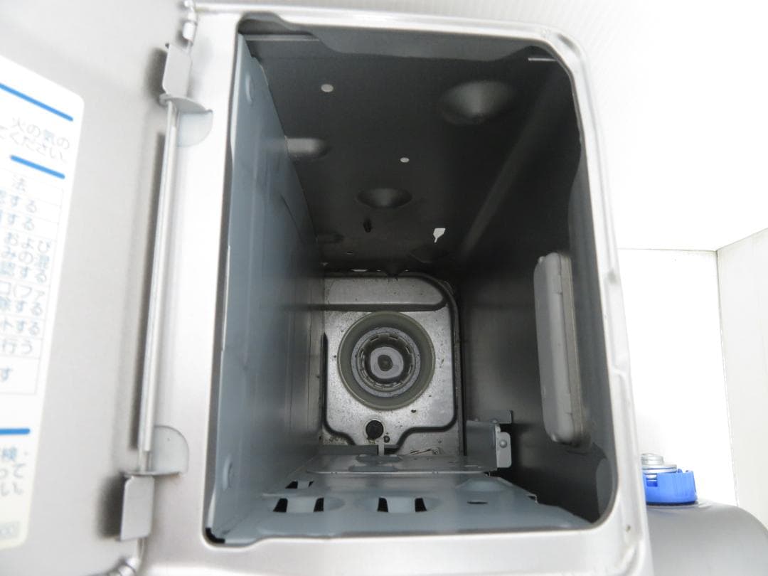 ダイニチ 2018年製 石油ファンヒーター ～12畳 5.0L ライトシルバー