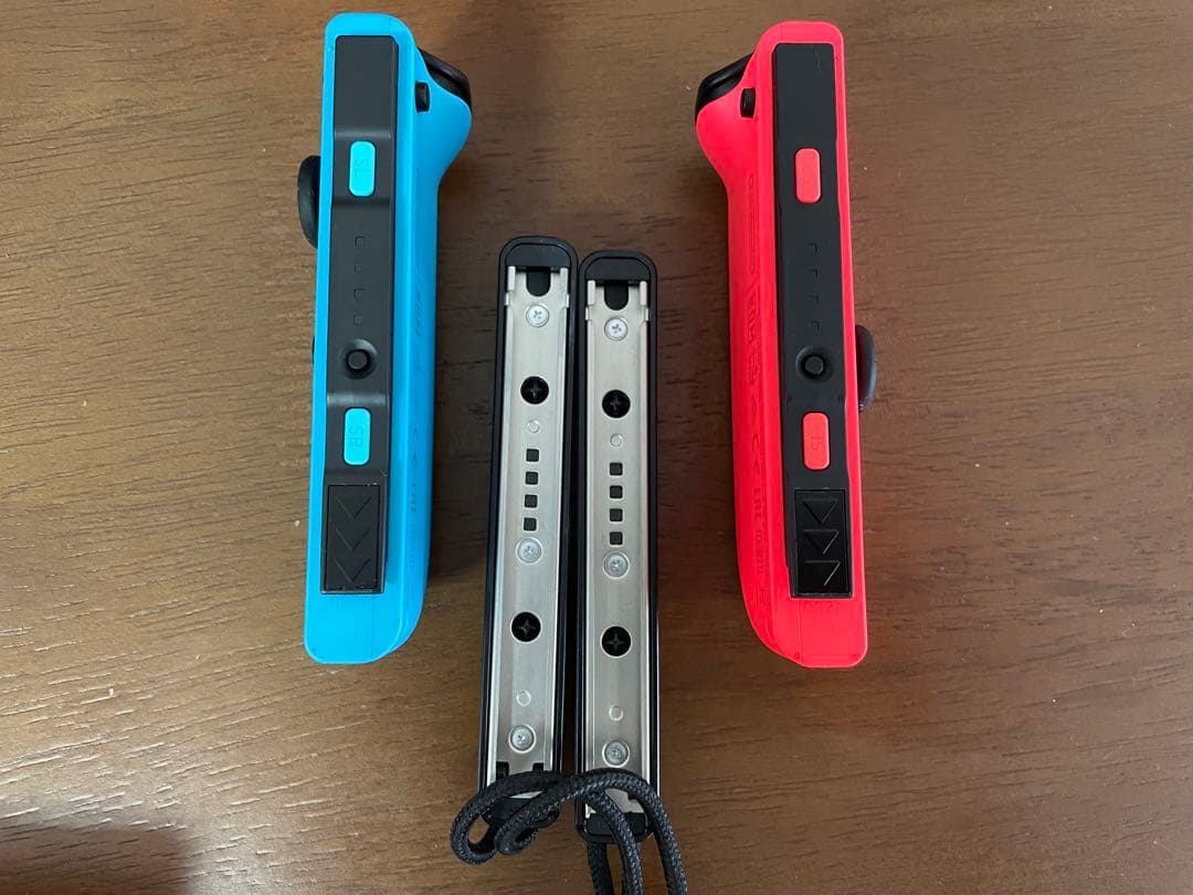 Nintendo Switch 本体 赤/青 Joy-Con バッテリー強化版 - メルカリ