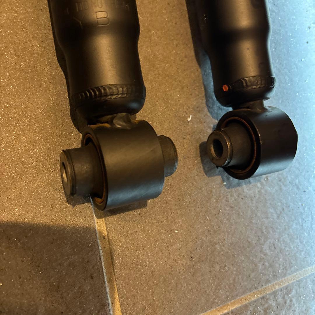 80系ヴォクシー ノア エスクァイア 純正サスペンション前後 - メルカリ