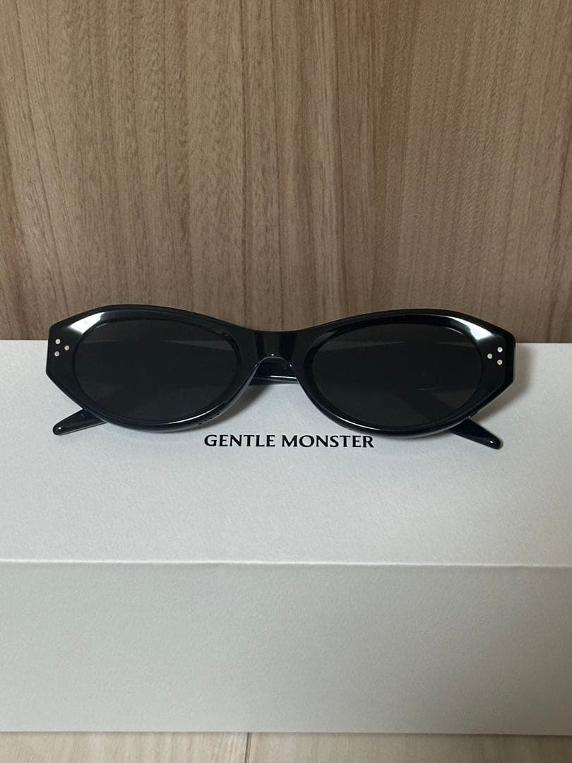 ジェントルモンスター GENTLE MONSTER Vamp 黒 - メルカリ