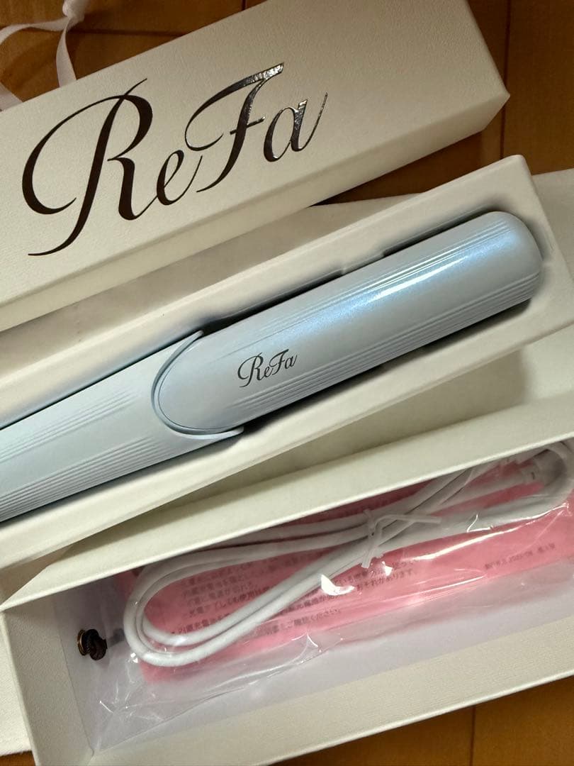 最終値下げ ミニヘアアイロン リファ フィンガーアイロン ST - メルカリ