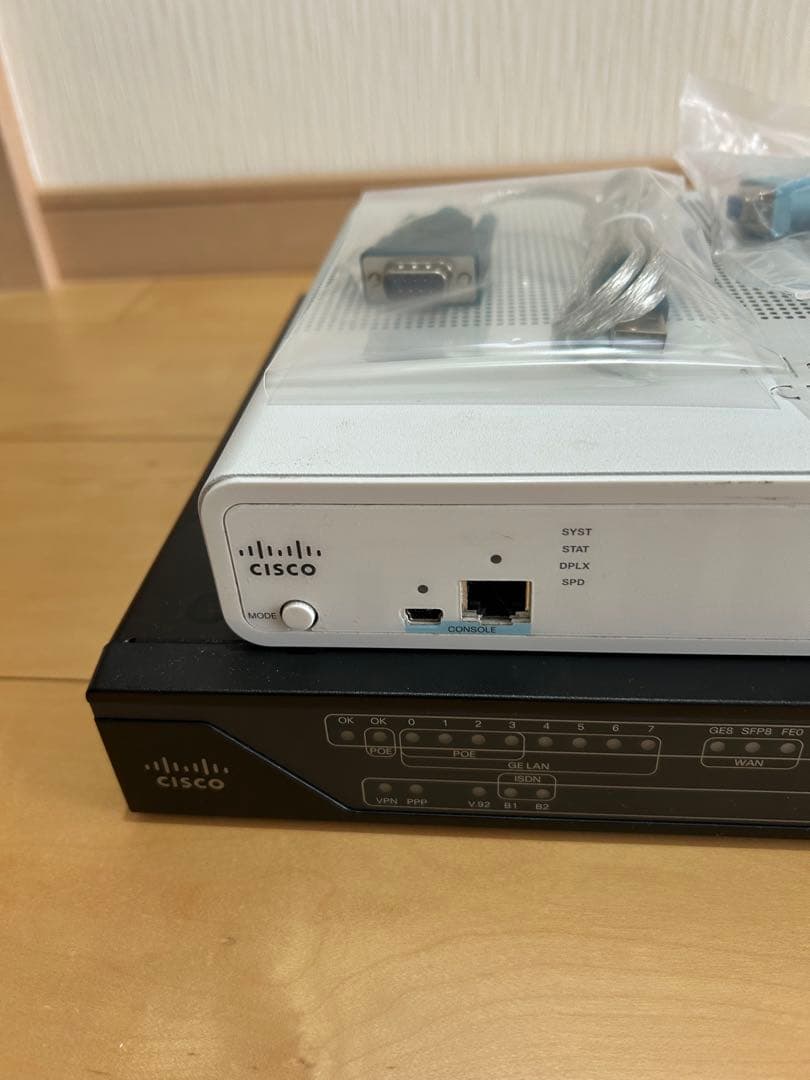 CCNA、CCNP】静音セット 2台セットCisco 891FJ、2960 - メルカリ
