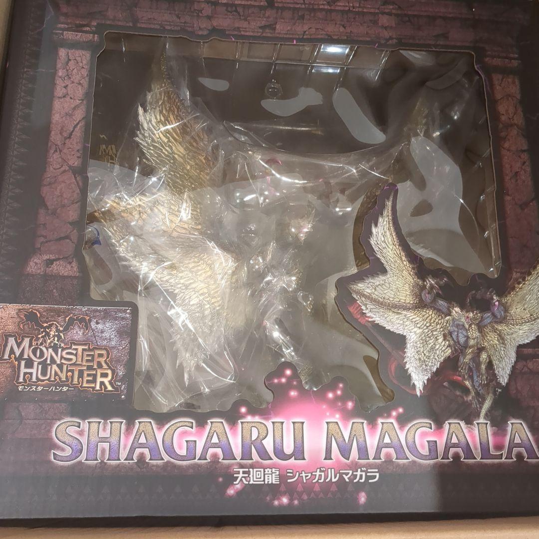 新品未開封】CFB クリエイターズモデル 天廻龍 シャガルマガラ - メルカリ