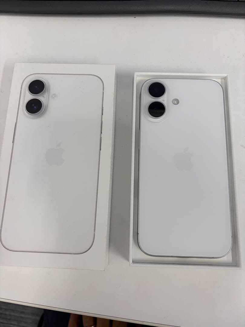 美品　Apple iPhone16 ホワイト 箱付き　128GB iPhone 16 【新品・未使用】iPhone16 128GB ホワイト 正規SIMフリー