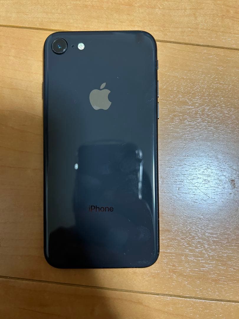 【値引き交渉◯】iPhone ブラック 画面ひび割れ 76% iPhone14Pro画面割れ⁉と思ったらフィルムが守ってくれた！ – ス