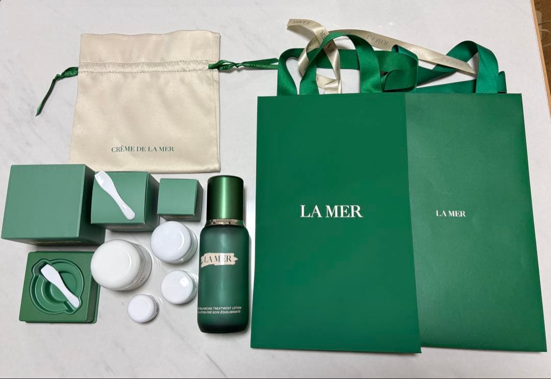 LA MER／空瓶セット、箱・ショップバック2枚・ポーチ付き - メルカリ