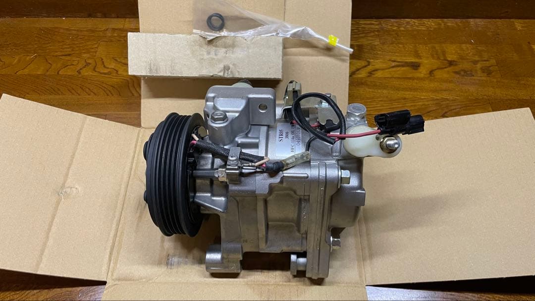 送料込み　エアコン コンプレッサー STR05 3800リビルト品 STR05-3800 エアコンコンプレッサー 適合確認要 コア返却要 送料無料