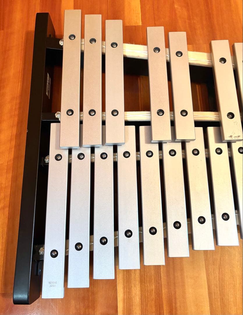 YAMAHA マーチングベル/グロッケン MBL-832 32音 鉄琴 - メルカリ