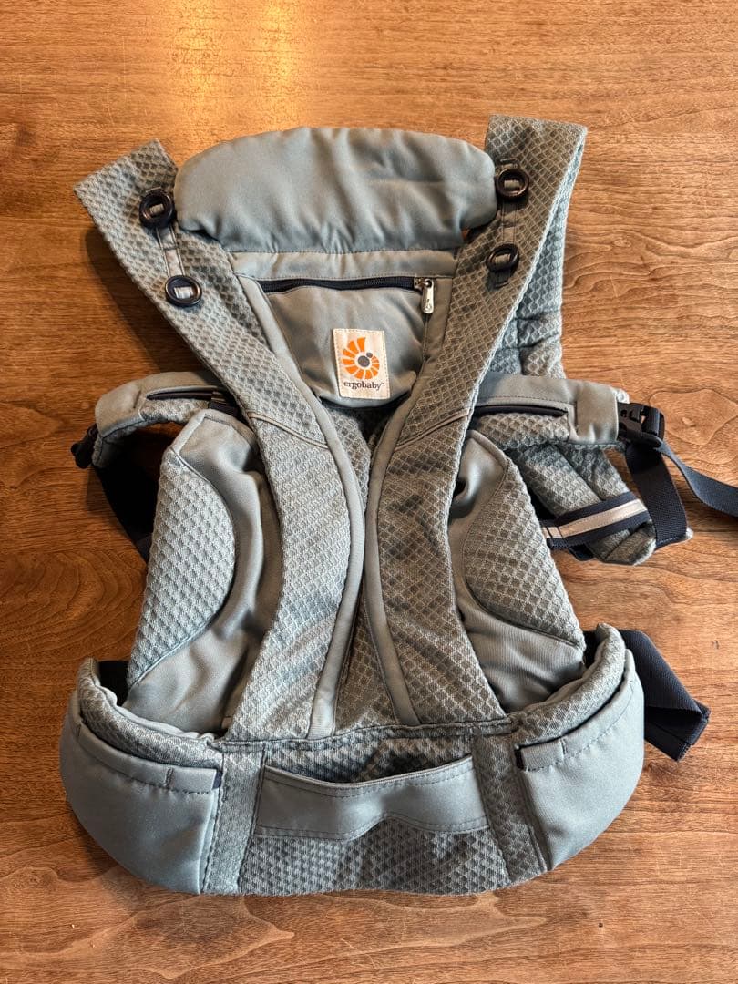 ergobaby OMNI Breeze 抱っこひも　説明書と箱付き OMNI Breeze オムニブリーズ| Ergobaby エルゴベビー | ベビー用品