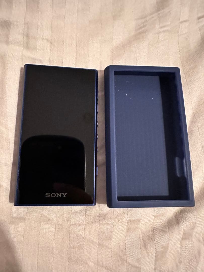 SONY ウォークマン　A306本体とシリコンカバー Amazon | に適用する ソニーウォークマン NW-A300 シリーズ NW-A306 NW