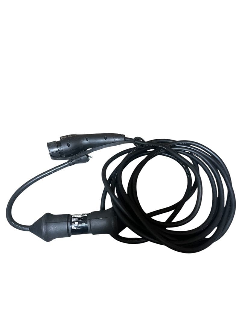 ボルボ正規純正充電ケーブル 32257793 AEPAT 200V 長さ約6m - メルカリ