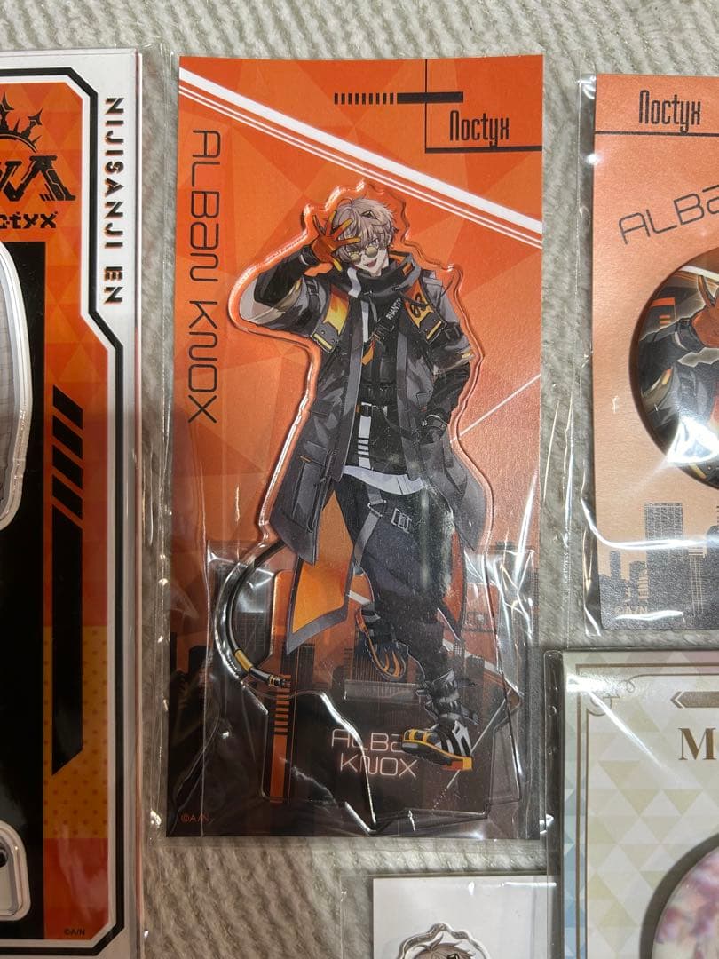 アルバーン・ノックス アクスタ等まとめ売り - メルカリ