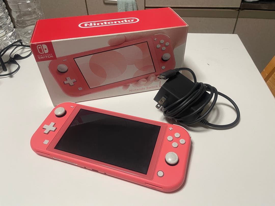 ピンク Nintendo Switch Lite 本体 充電器付き ジャンク品 ジャンク品Nintendo Switch Lite ピンク 注文 NINTENDO Switch LITE