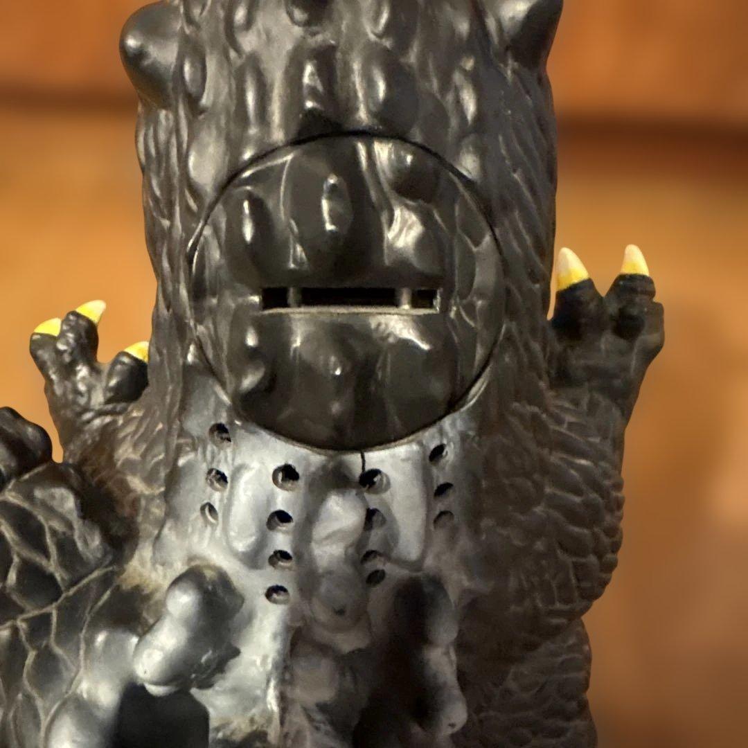 ゴジラ 貯金箱 黒 - メルカリ