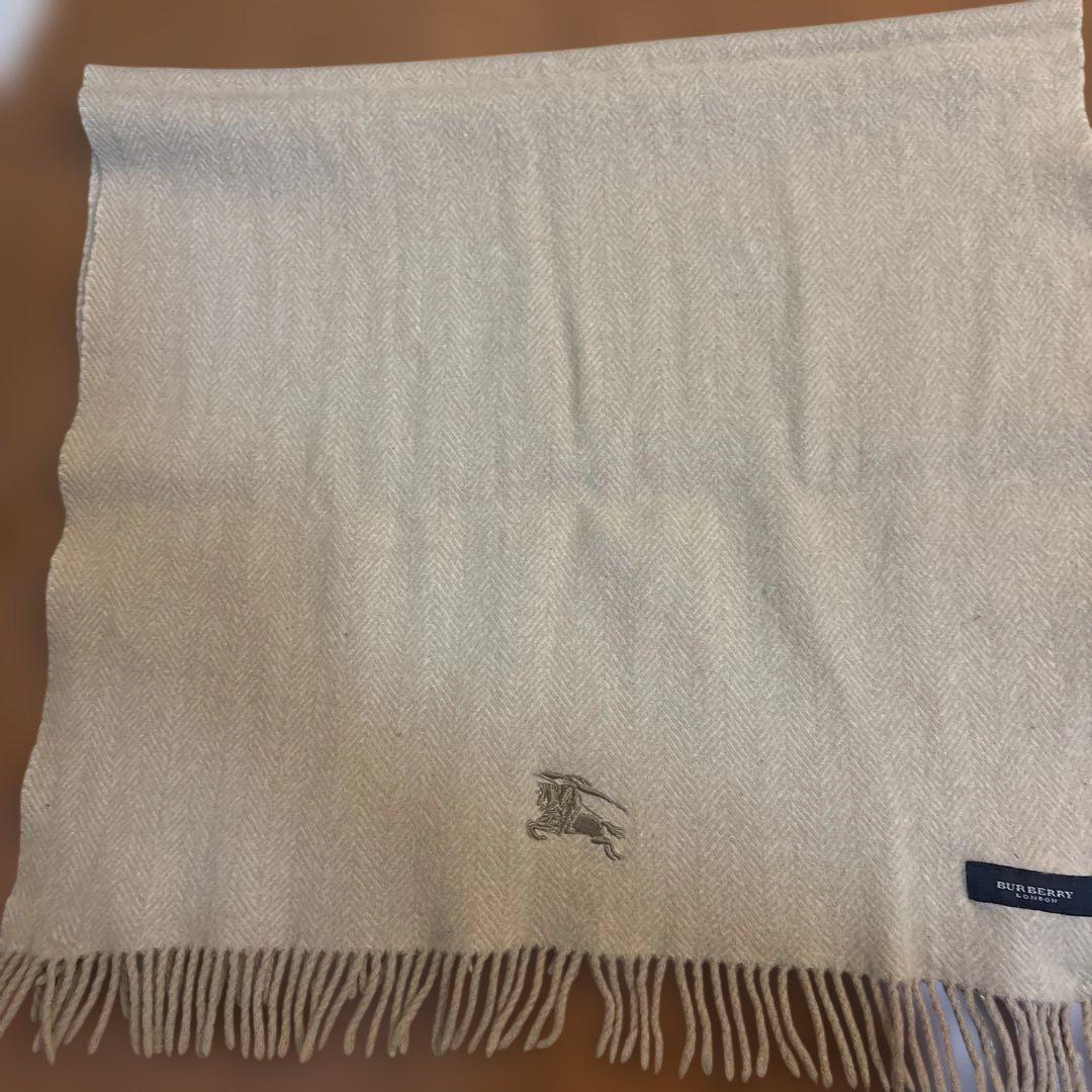 正規品／バーバリー膝掛けウール100% - メルカリ